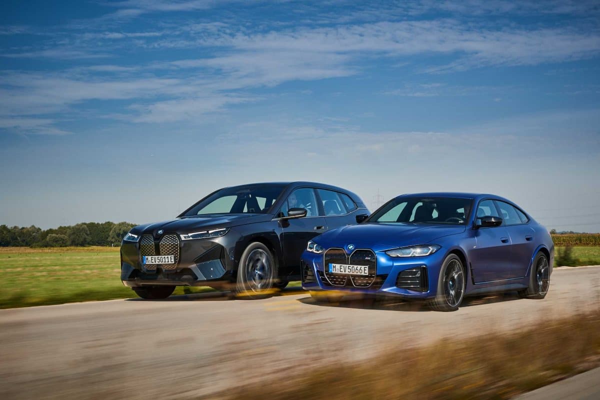 BMW стал лидером по продажам 2021 года
