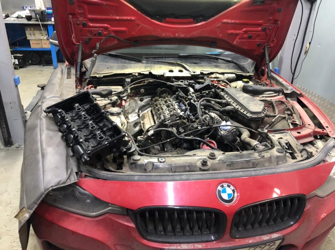 BMW 320d F30: очистка системы впуска на двигателе N47