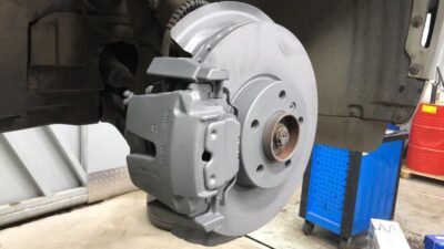 Обслуживание тормозной системы BMW X5 F15