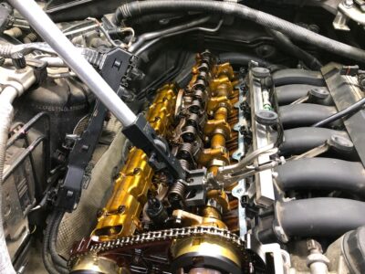 BMW X5 E70: замена эксцентрикового вала двигателя N52