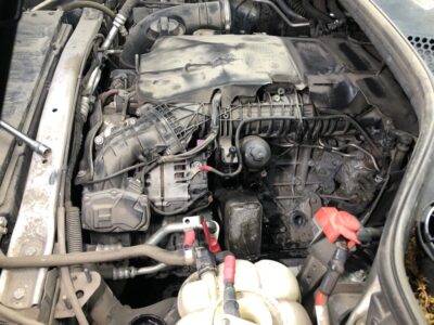 BMW X5 F15: замена прокладок масляного стакана ДВС