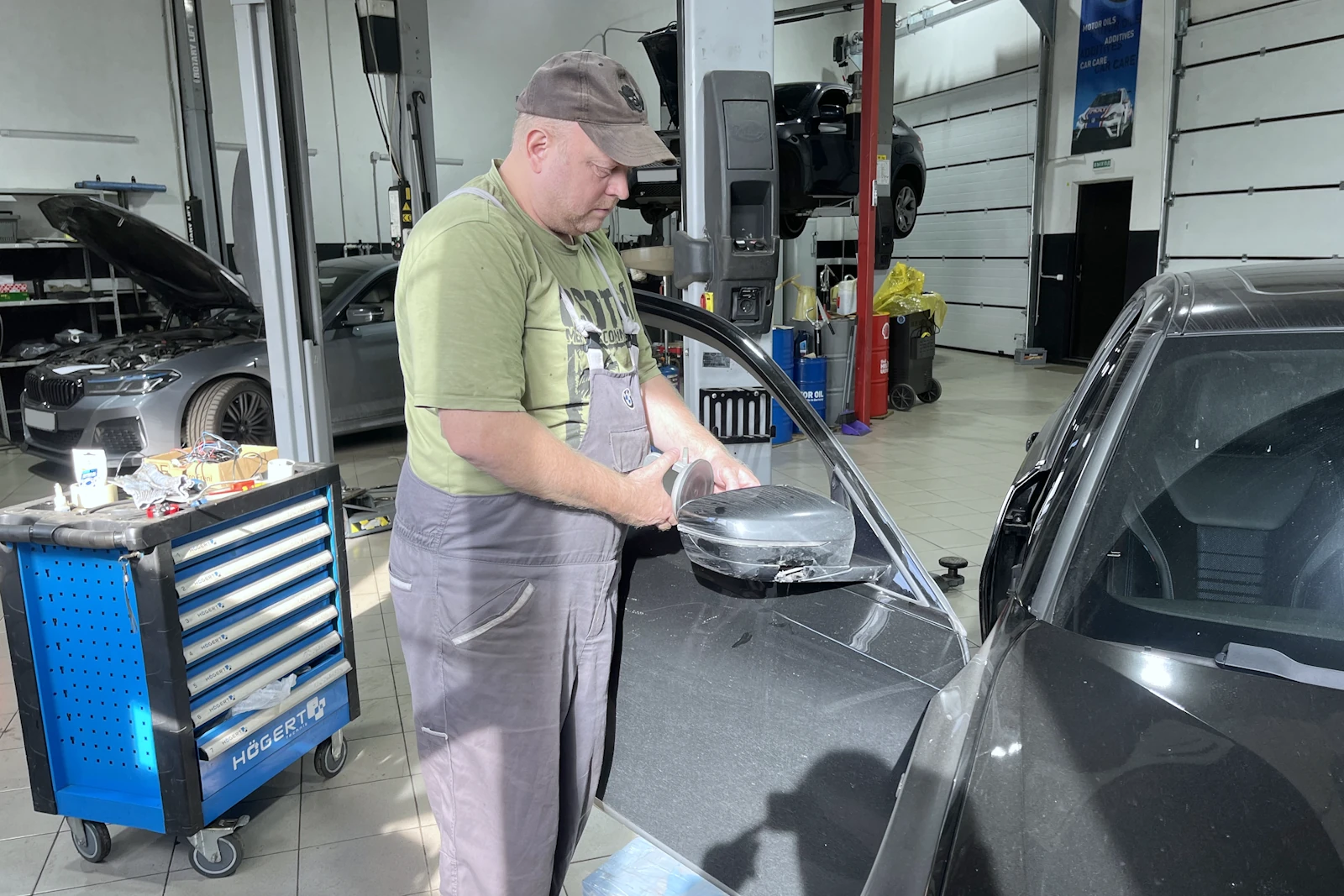 BMW 3 серии G20 - замена корпуса зеркала заднего вида BMW 3 серии G20 - замена корпуса зеркала заднего вида