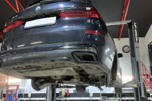 Замена рычагов BMW X7 G07