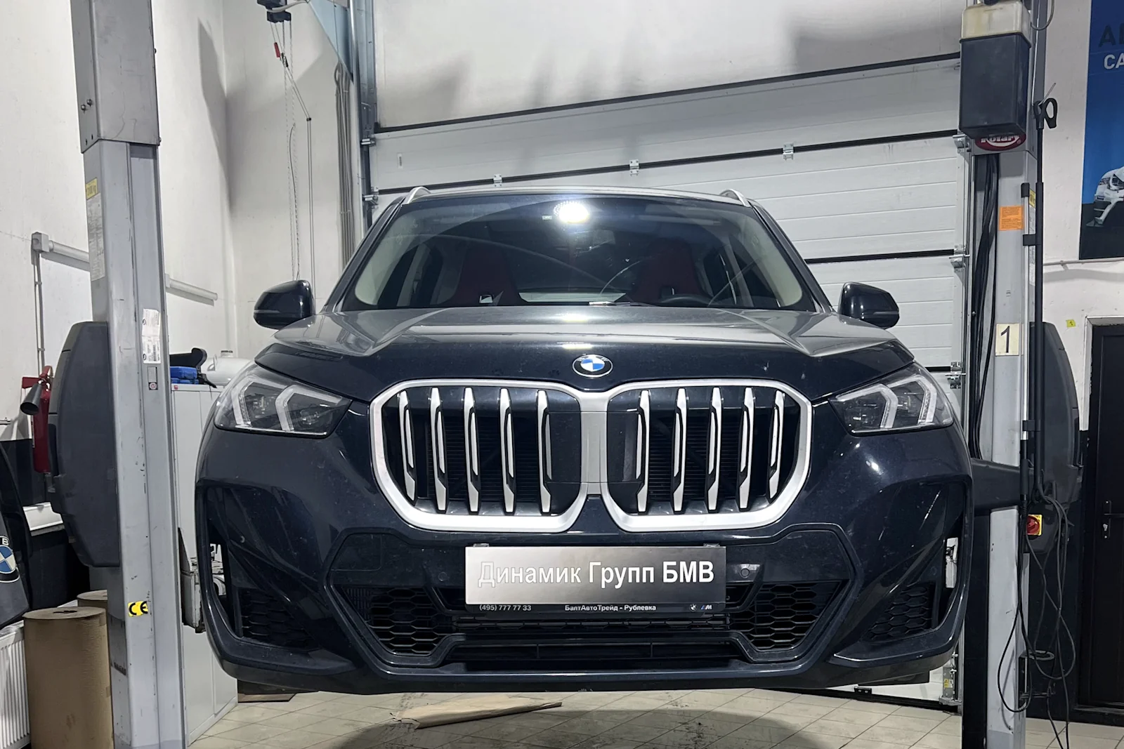 Замена стоек переднего стабилизатора BMW X1 U11 Диагностика и замена стоек переднего стабилизатора BMW X1 U11