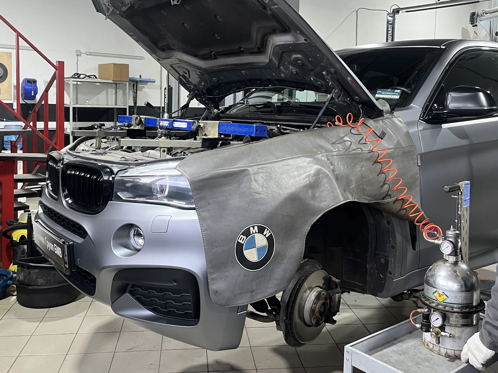 Диагностика и ремонт рулевой рейки BMW X6 F16 xDrive30d